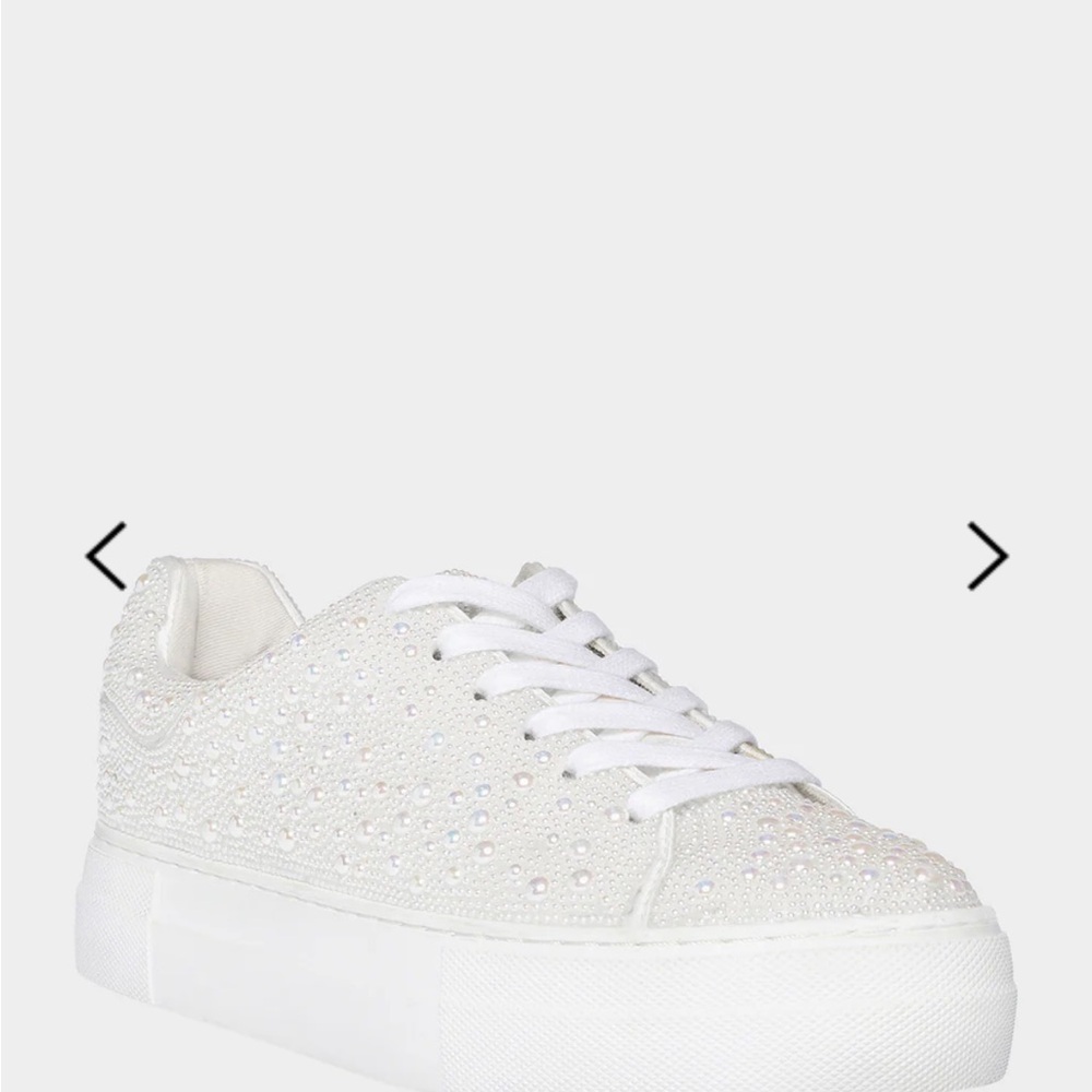 Betsey Johnson Sidny Ivory Sneakers